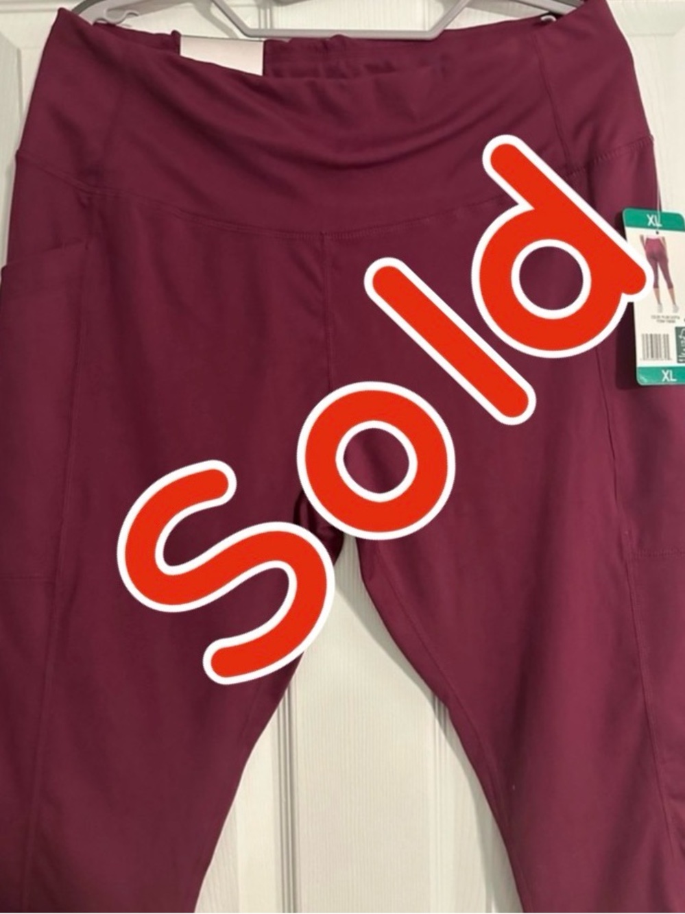 32 Degrees Women's Leggings Capri in Burgundy